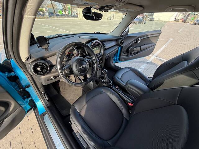 Срочная продажа авто MINI Cooper фото 2