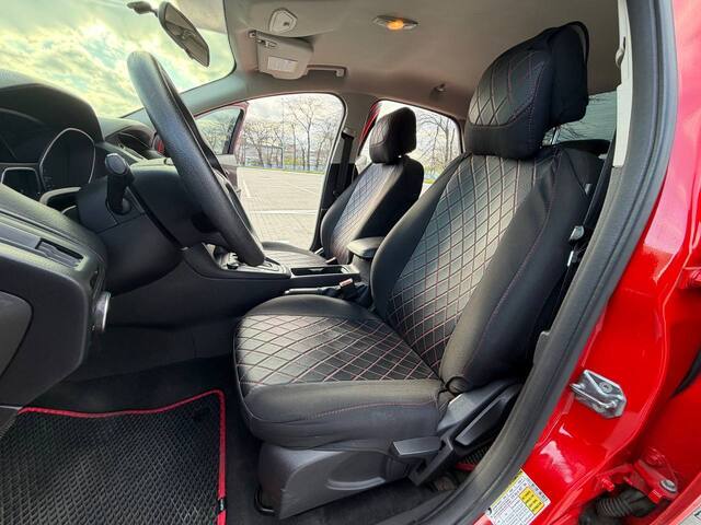 Срочная продажа авто Ford Focus фото 3