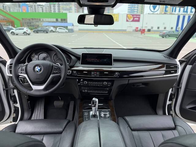 Срочная продажа авто BMW X5 фото 4