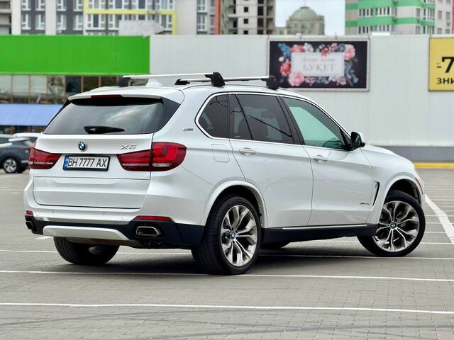 Срочная продажа авто BMW X5 фото 3