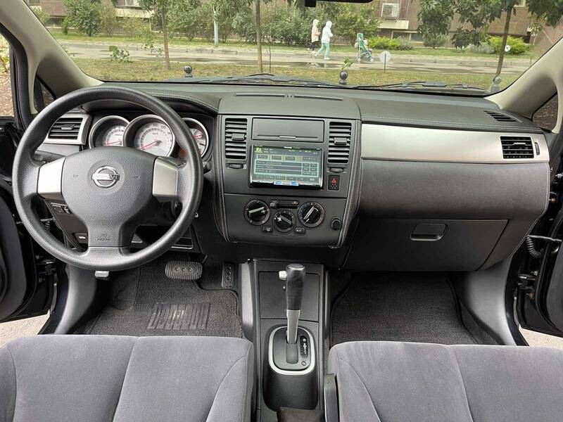 Срочная продажа авто Nissan Tiida фото 7