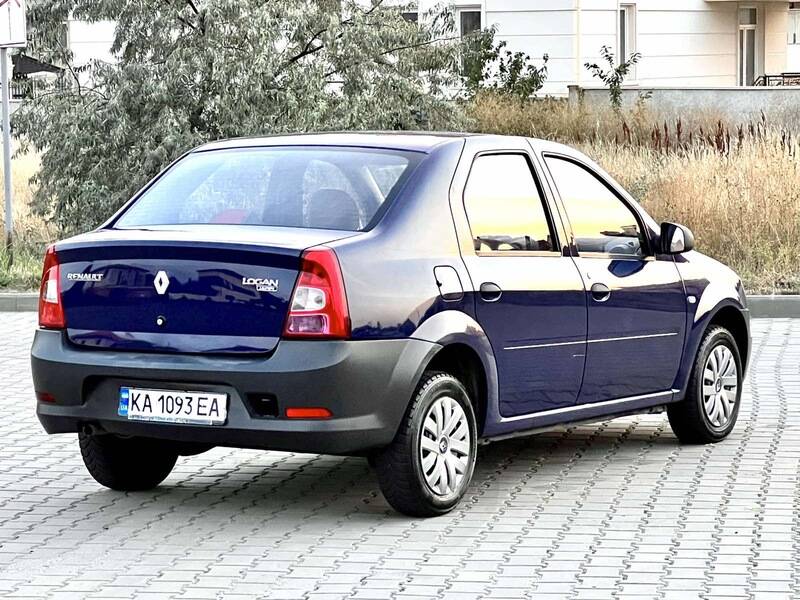 Срочная продажа авто Renault Logan фото 13