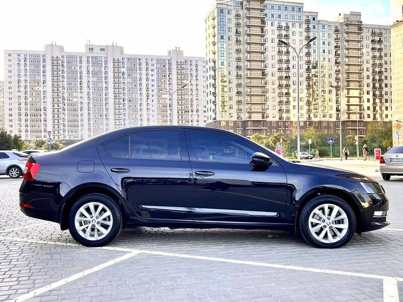 Срочная продажа авто Skoda Octavia  фото 5