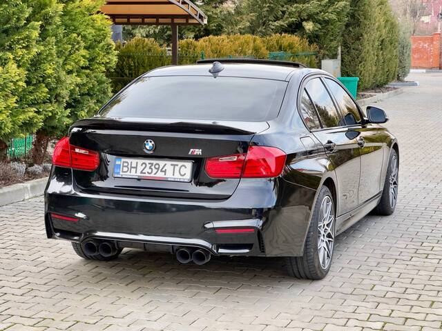 Срочная продажа авто BMW 3 Series фото 3