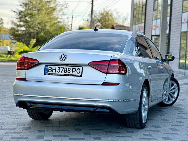 Срочная продажа авто Volkswagen Passat B8 фото 7