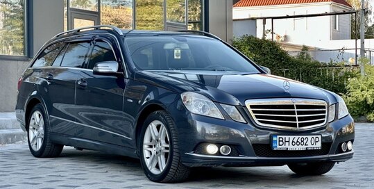 Срочная продажа авто Mercedes-Benz E-Class фото 9