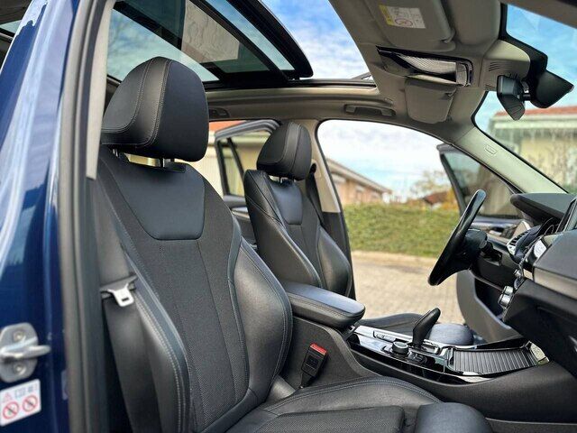 Срочная продажа авто BMW X3 фото 5
