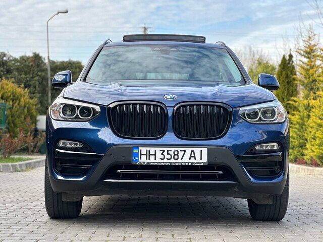 Срочная продажа авто BMW X3 фото 3