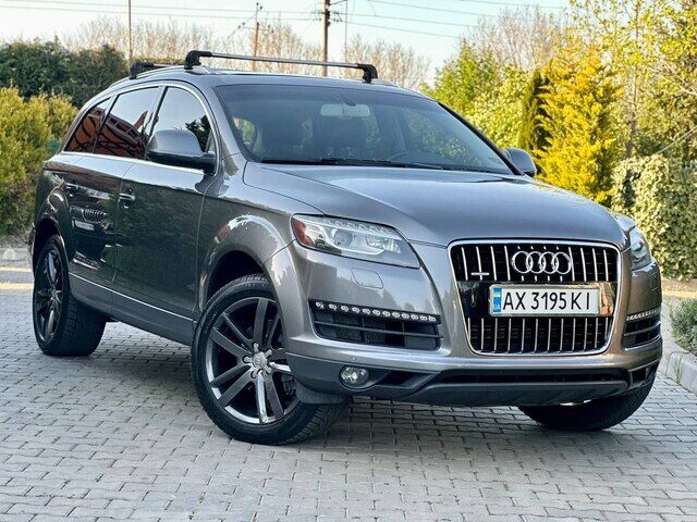 Срочная продажа авто Audi Q7 фото 5