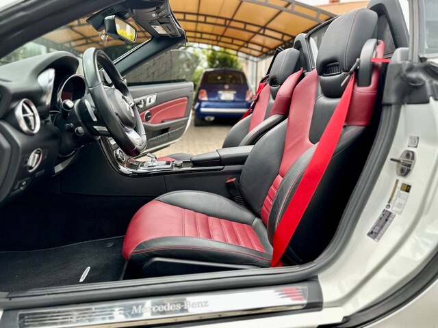 Срочная продажа авто Mercedes-Benz SLC - Class фото 3
