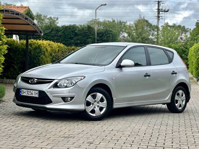 Срочная продажа авто Hyundai i30 фото 6