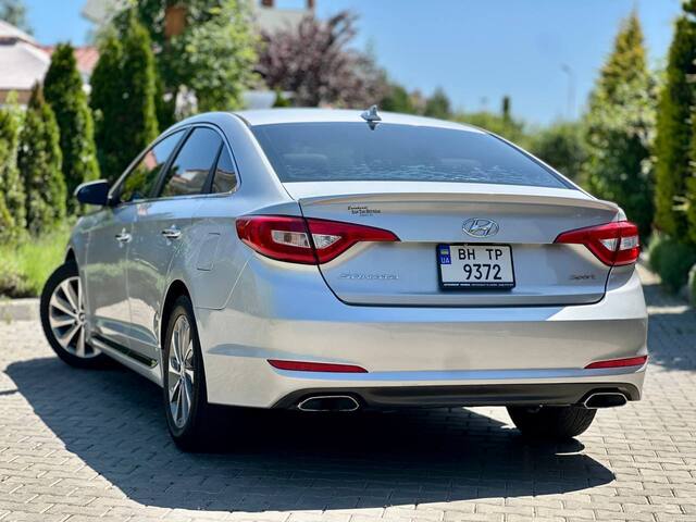 Срочная продажа авто Hyundai Sonata фото 6