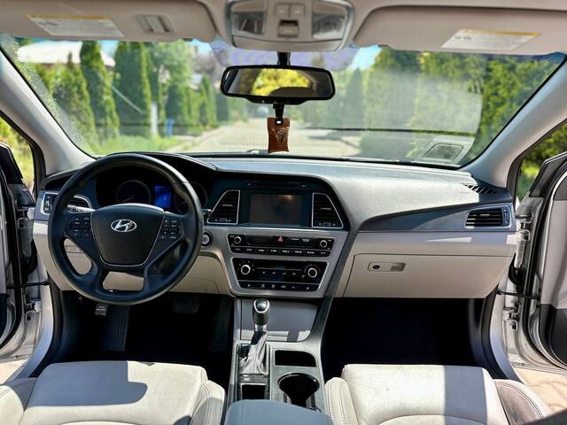 Срочная продажа авто Hyundai Sonata фото 5