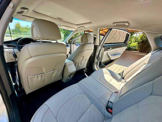 Срочная продажа авто Hyundai Sonata фото 2