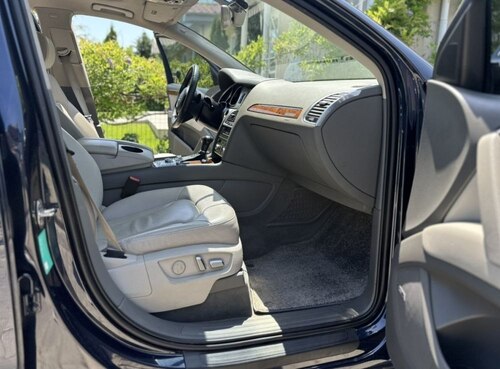 Срочная продажа авто Audi Q7 фото 7