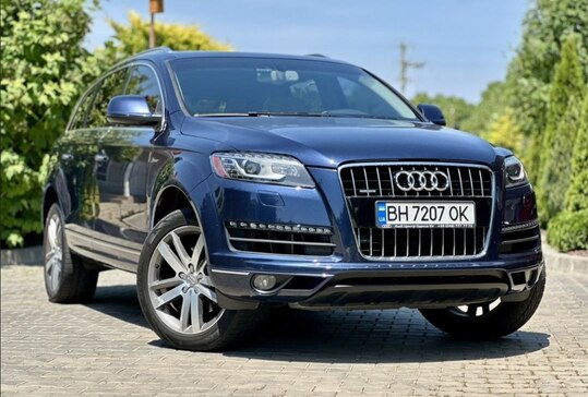 Срочная продажа авто Audi Q7 фото 2