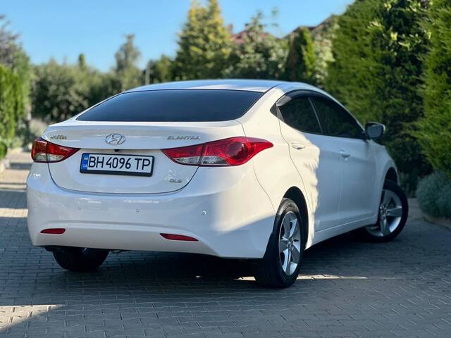 Срочная продажа авто Hyundai Elantra фото 5