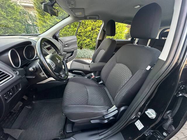 Срочная продажа авто Mitsubishi ASX фото 5