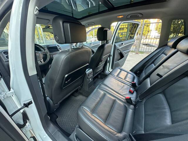 Срочная продажа авто Volkswagen Tiguan фото 3