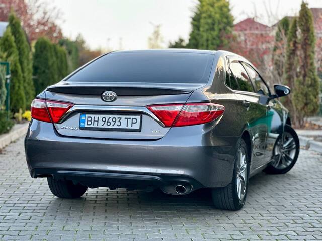 Срочная продажа авто Toyota Camry фото 7
