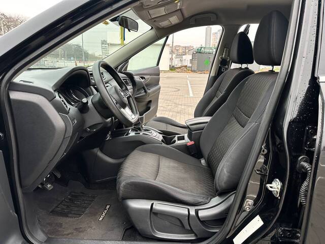 Срочная продажа авто Nissan Rogue фото 5