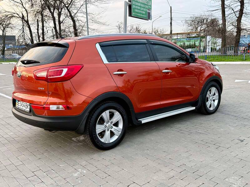 Срочная продажа авто Kia Sportage фото 2