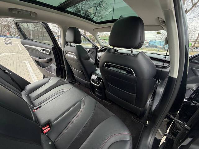 Срочная продажа авто MG Marvel R фото 3