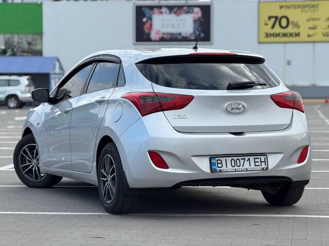 Срочная продажа авто Hyundai i30 фото 5