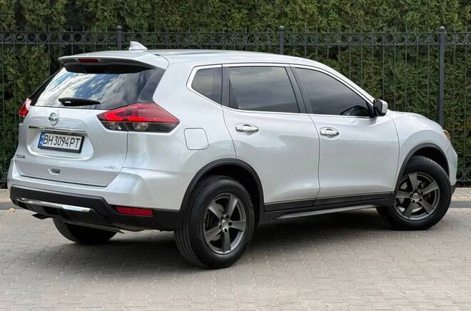Срочная продажа авто Nissan Rogue фото 6