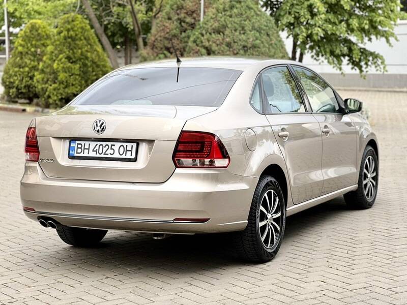 Срочная продажа авто Volkswagen Polo фото 19