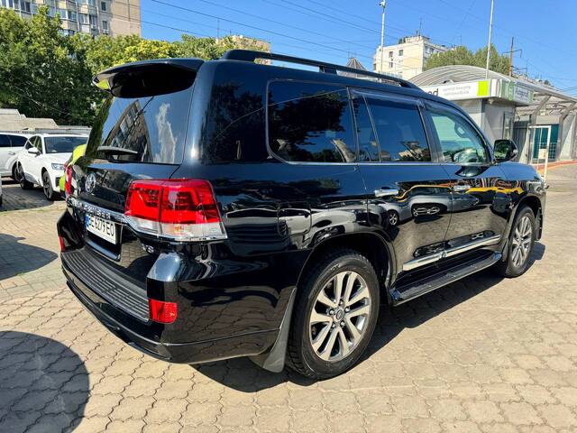 Срочная продажа авто Toyota Land Cruiser 200 фото 7