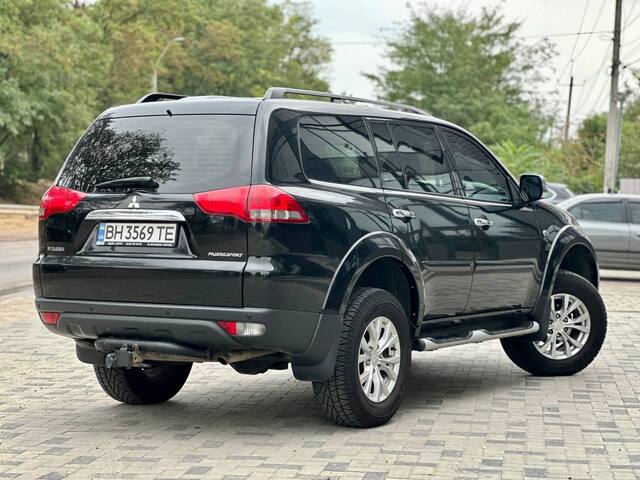 Срочная продажа авто Mitsubishi Pajero Sport фото 2