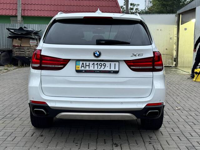 Срочная продажа авто BMW X5 M50i фото 9