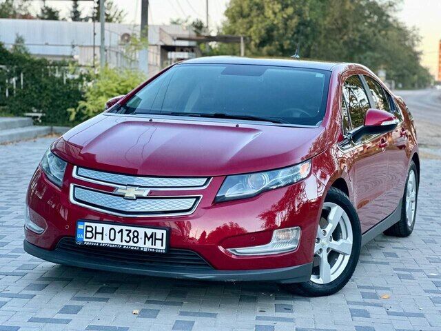 Срочная продажа авто Chevrolet Volt фото 1