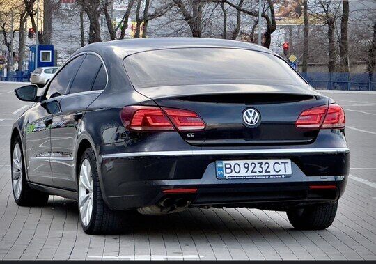 Срочная продажа авто Volkswagen Passat CC фото 4