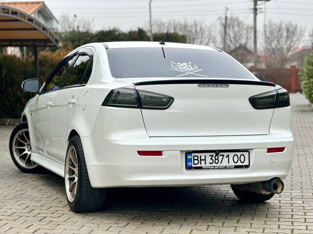 Срочная продажа авто Mitsubishi Lancer фото 7