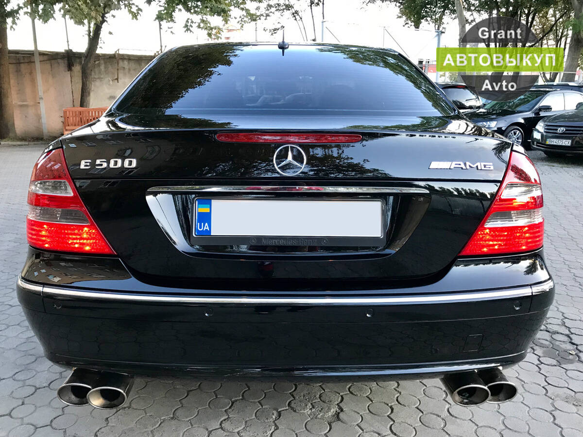 Mercedes-3.jpg