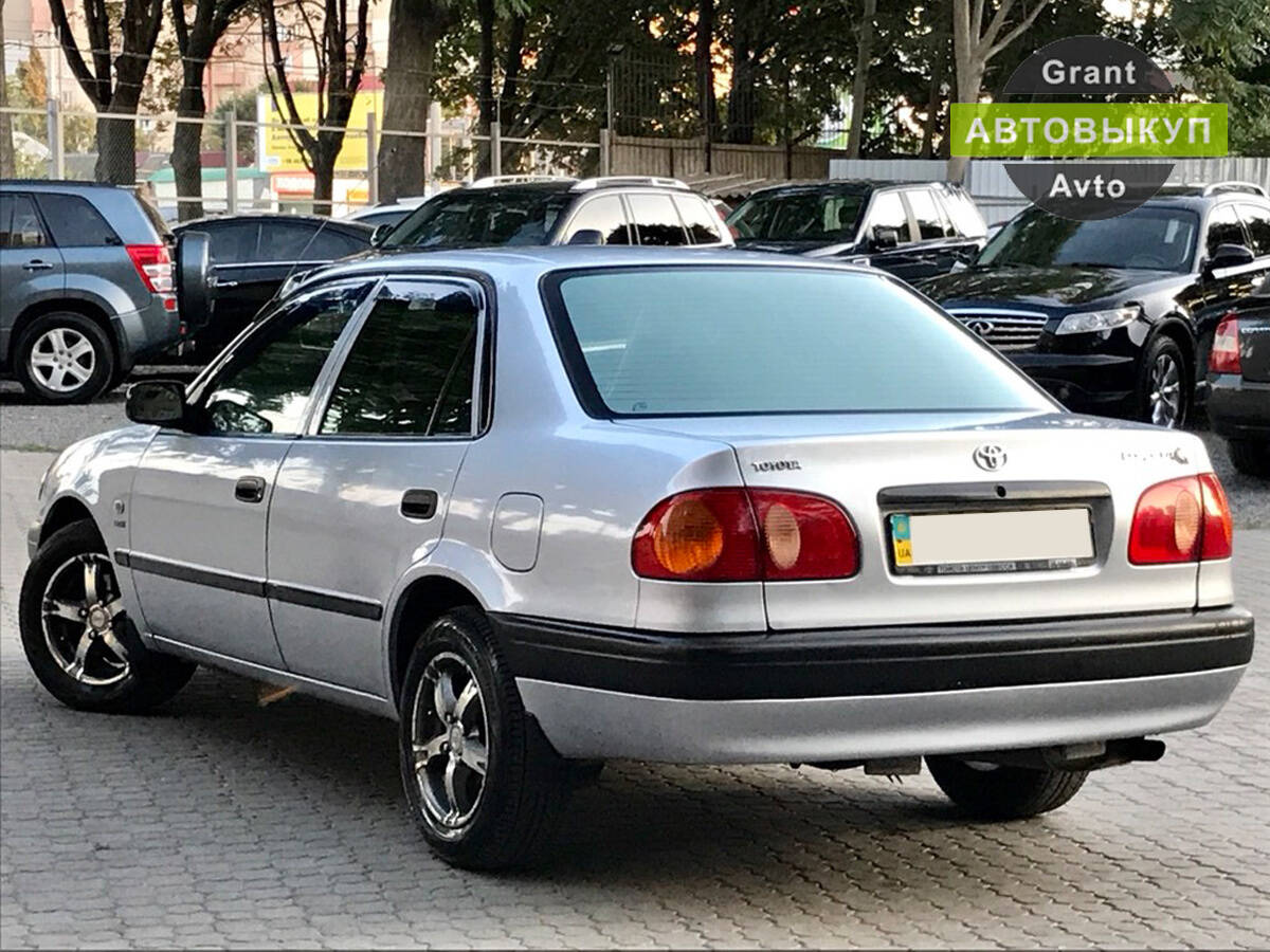 Toyota-Corolla-3.jpg