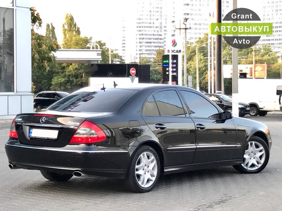 Mercedes-Benz-2.jpg